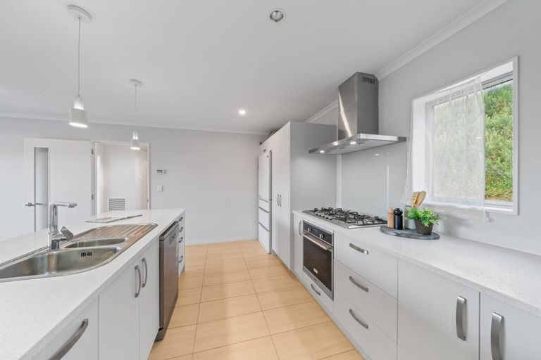 Photo of property in 71 Grenada Drive, Grenada Village, Wellington, 6037