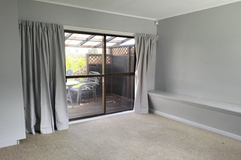 Photo of property in 15 Manor Drive, Stokes Valley, Lower Hutt, 5019