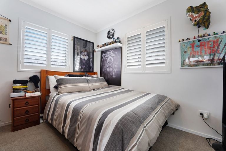 Photo of property in 9 Poaka Road, Hobsonville, Auckland, 0616