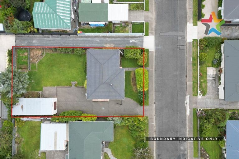 Photo of property in 13 Pine Crescent, Hargest, Invercargill, 9810