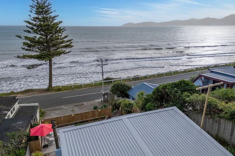 Photo of property in 3b The Esplanade, Raumati South, Paraparaumu, 5032