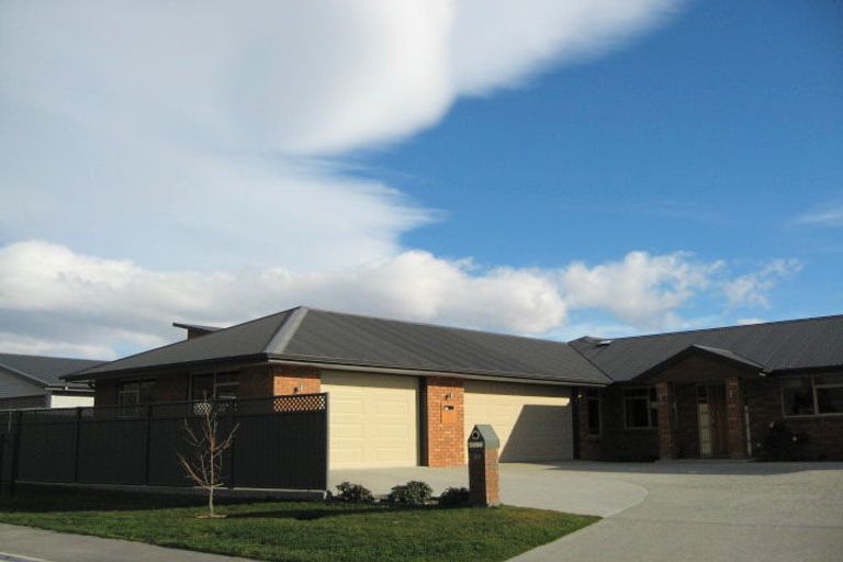 Photo of property in 30 Sunhaven Cove, Cromwell, 9310