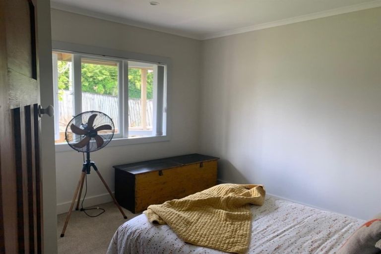 Photo of property in 665 Swanson Road, Swanson, Auckland, 0612