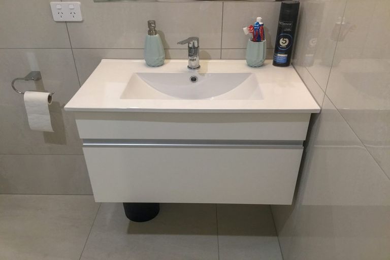 Photo of property in 5 Parawai Street, Marshland, Christchurch, 8083