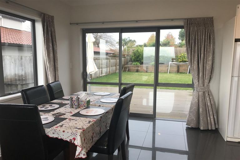 Photo of property in 34 Broadwater Close, Pyes Pa, Tauranga, 3112