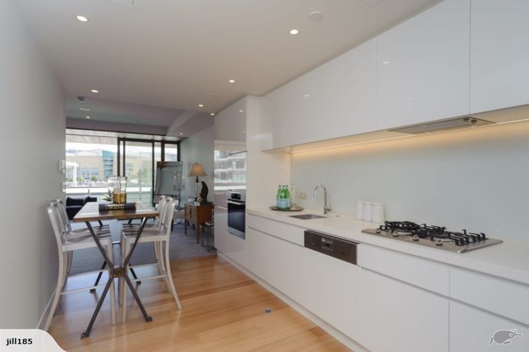Photo of property in Clyde Quay Wharf, 1b/8 Clyde Quay Wharf, Te Aro, Wellington, 6011