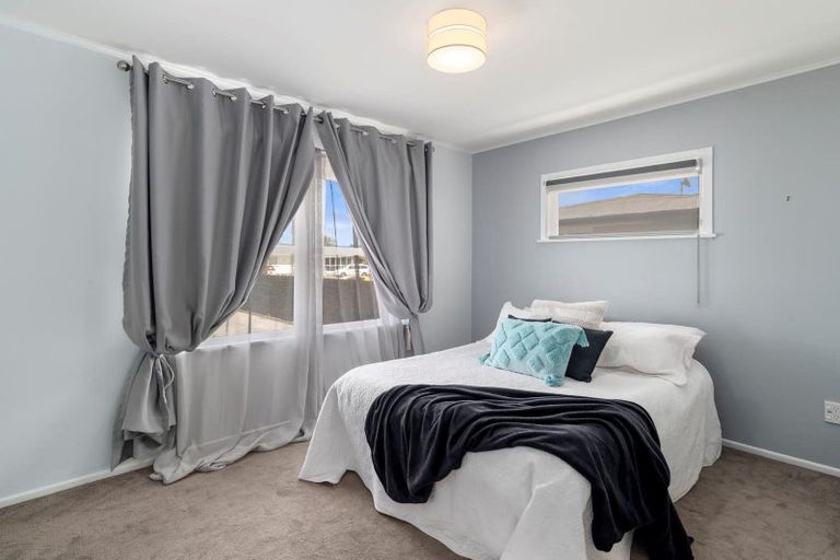 Photo of property in 37 Martin Street, Utuhina, Rotorua, 3015