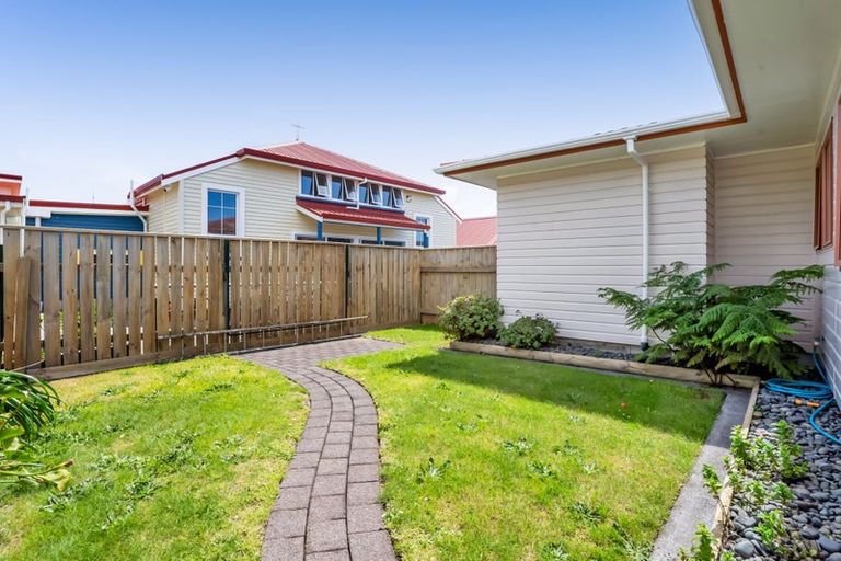 Photo of property in 3/18 Darnell Street, Fitzroy, New Plymouth, 4312