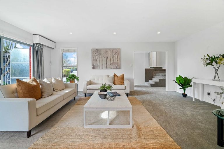 Photo of property in 9 Gilmore Place, Burnside, Christchurch, 8053