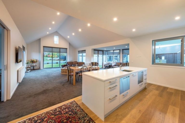 Photo of property in 1 Parkview Street, Wanaka, 9382