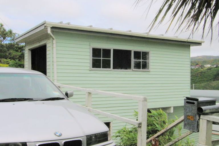 Photo of property in 2 Harland Street, Brooklyn, Wellington, 6021