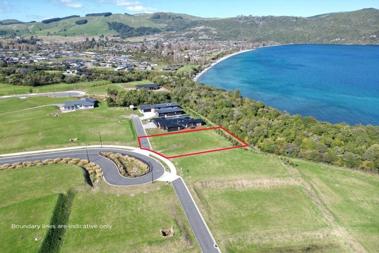 Photo of property in 11 Broadleaf Way, Kinloch, 3377