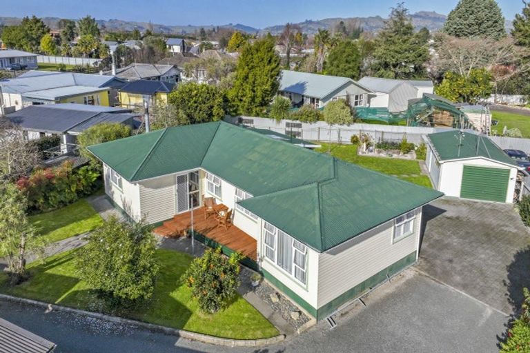 Photo of property in 707 Collinge Road, Mayfair, Hastings, 4122