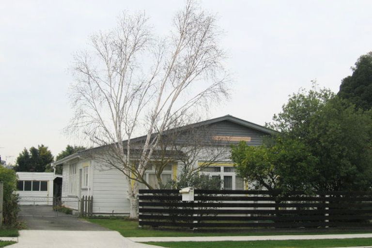 Photo of property in 16 Osier Road, Greenmeadows, Napier, 4112