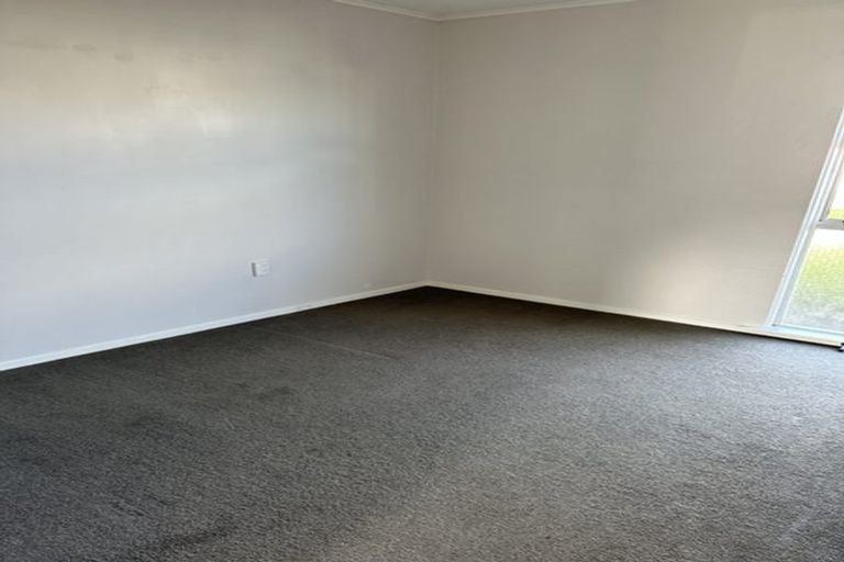 Photo of property in 28 Pasadena Crescent, Totara Park, Upper Hutt, 5018