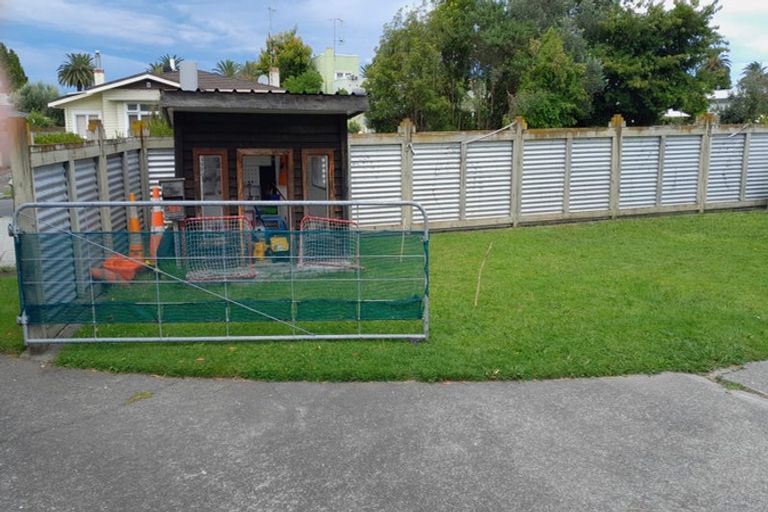 Photo of property in 19 Higgins Street, Woodend, 7610