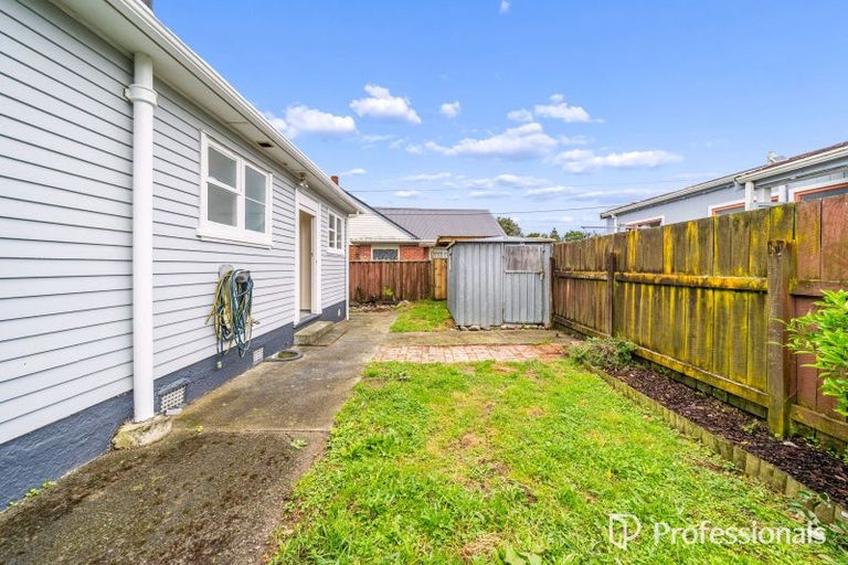 Photo of property in 45 Molesworth Street, Taita, Lower Hutt, 5011