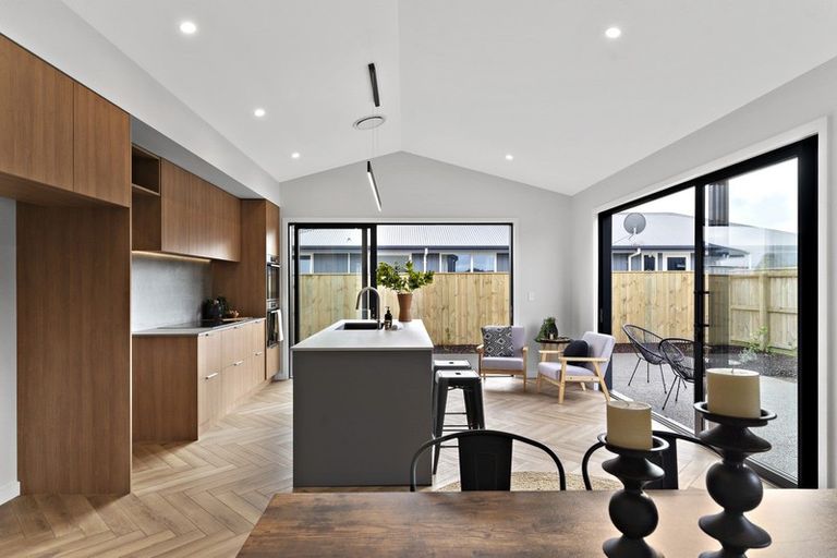 Photo of property in 6 Farley Avenue, Greytown, 5712