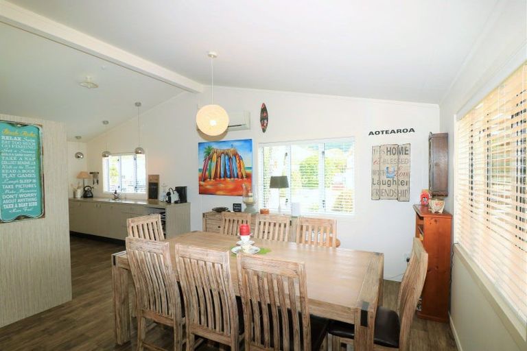 Photo of property in 43 Kon Tiki Road, Whiritoa, Whangamata, 3691