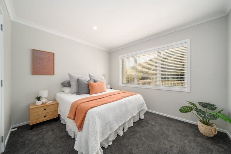 Photo of property in 34 Cheetwood Street, Churton Park, Wellington, 6037