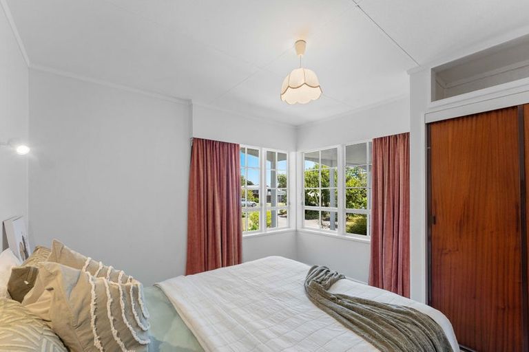 Photo of property in 49 Sylvan Avenue, Waikanae, 5036