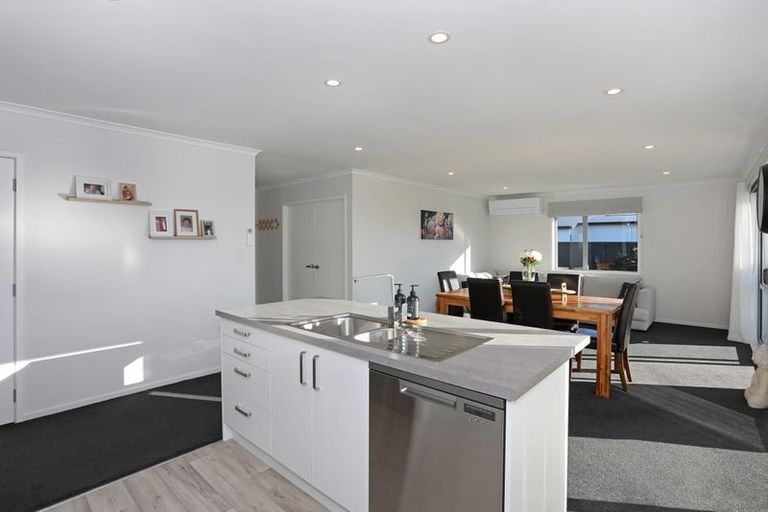 Photo of property in 12 George Street, Bulls, 4818