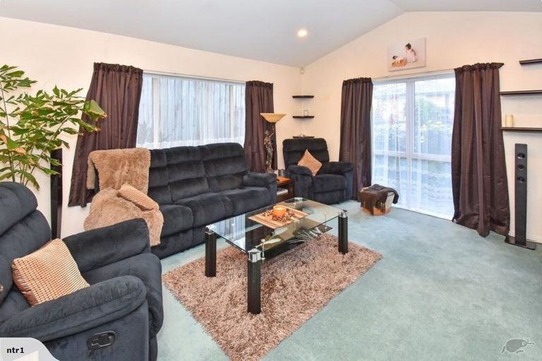 Photo of property in 4 Mattalie Place, Manurewa, Auckland, 2105