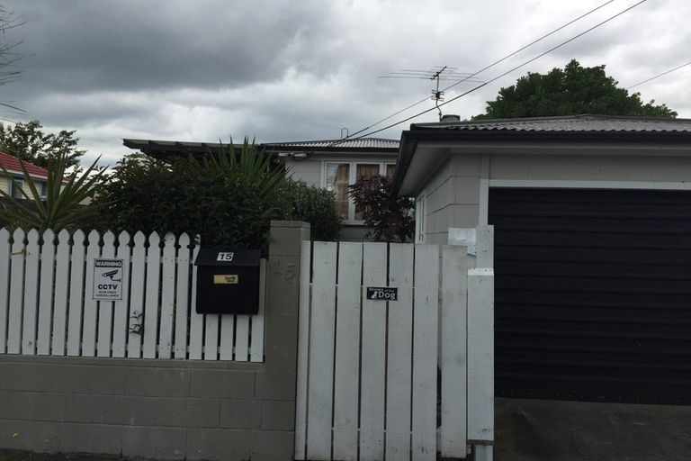 Photo of property in 1/15 Kent Road, Manurewa, Auckland, 2102