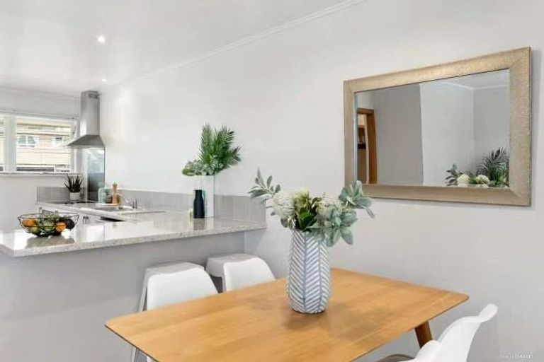 Photo of property in 75 Alexander Street, Cockle Bay, Auckland, 2014