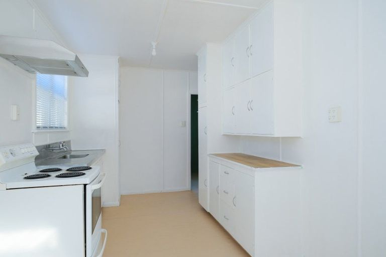 Photo of property in 8 Victor Street, Dannevirke, 4930