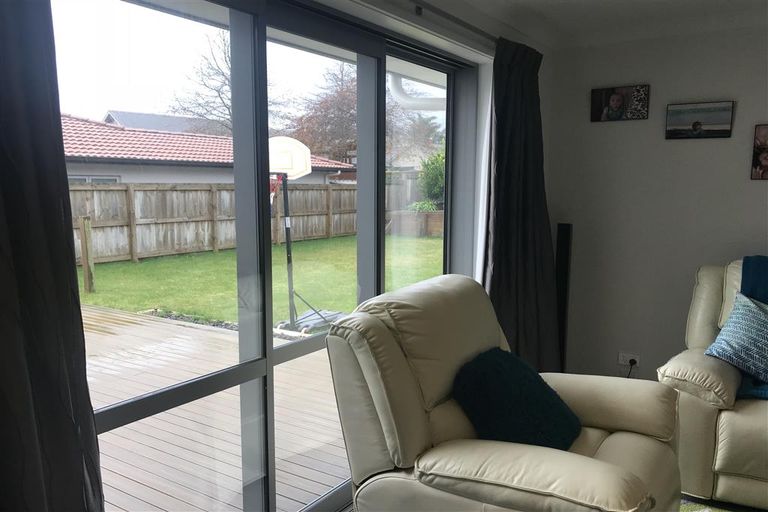 Photo of property in 34 Broadwater Close, Pyes Pa, Tauranga, 3112