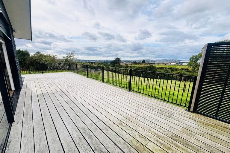 Photo of property in 111 Roberts Road, Tuakau, 2694