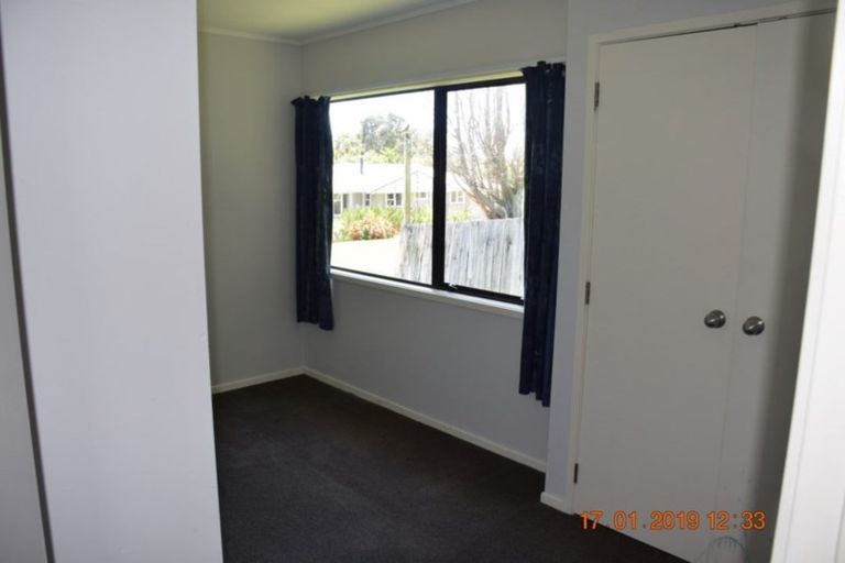 Photo of property in 103b Woodglen Road, Glen Eden, Auckland, 0602