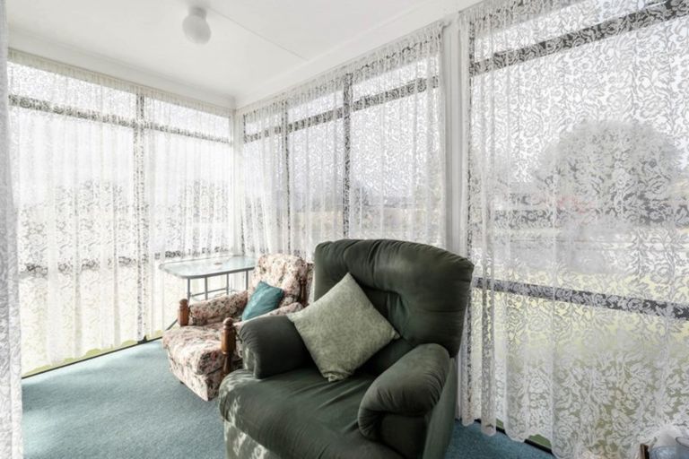 Photo of property in 6 Blomfield Street, Pukehangi, Rotorua, 3015