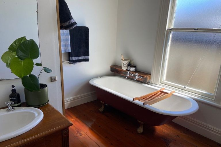 Photo of property in 11 Strickland Street, Sydenham, Christchurch, 8023