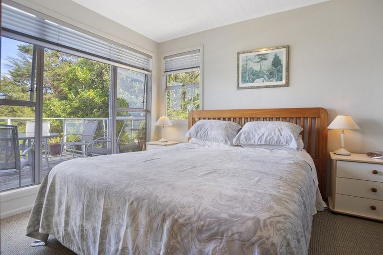 Photo of property in 8 Haddon Crescent, Whitianga, 3510