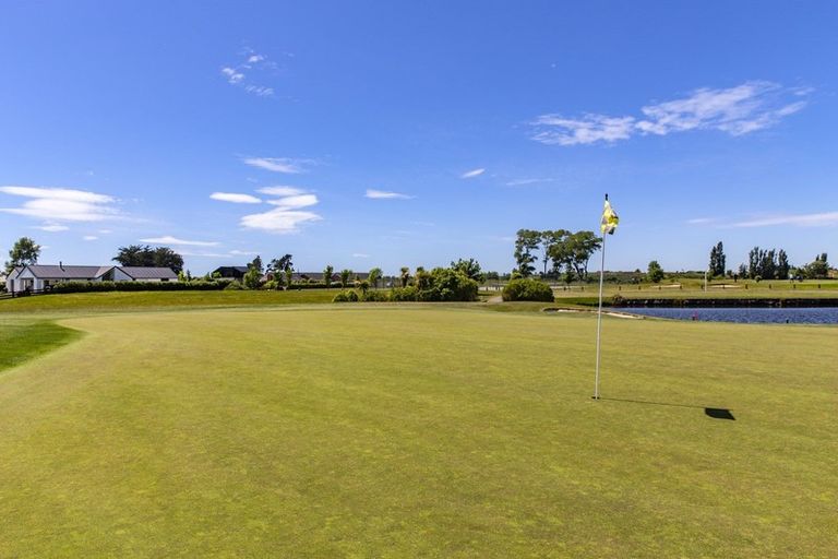 Photo of property in 11 Mapleham Drive, Pegasus, 7612