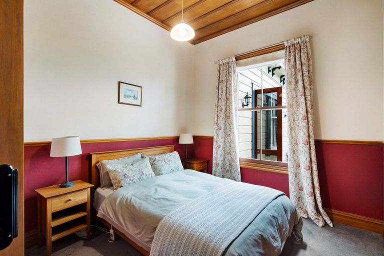 Photo of property in 389 Saint Georges Road, Havelock North, 4130