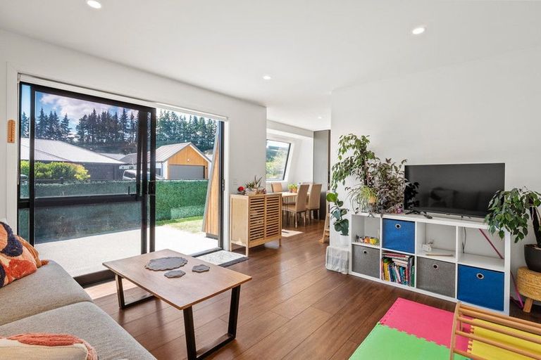 Photo of property in 14 Cumberland Road, Lower Shotover, Queenstown, 9304