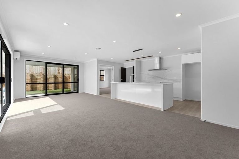 Photo of property in 35b Leathem Crescent, Pokeno, 2402