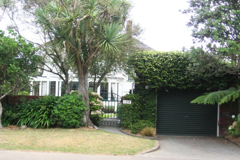 Photo of property in 104 Cashmere Avenue, Khandallah, Wellington, 6035