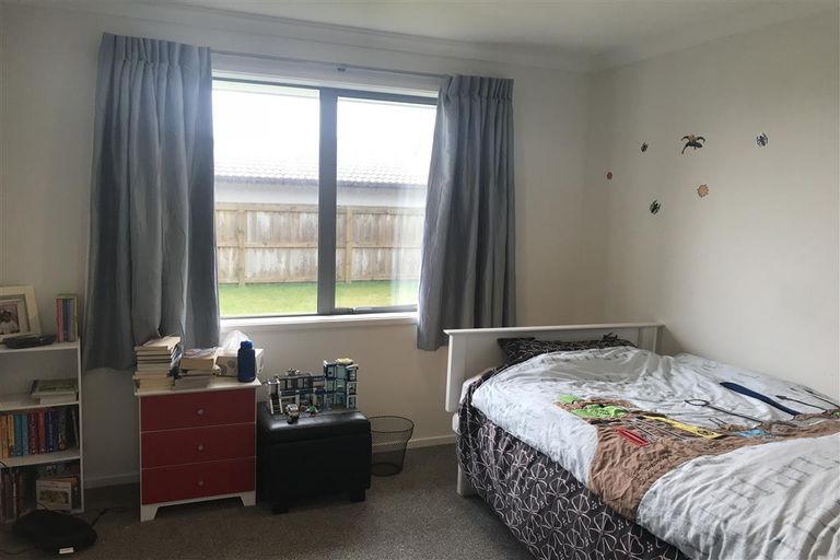 Photo of property in 34 Broadwater Close, Pyes Pa, Tauranga, 3112