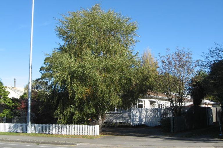 Photo of property in 1/77 Wairakei Road, Bryndwr, Christchurch, 8052