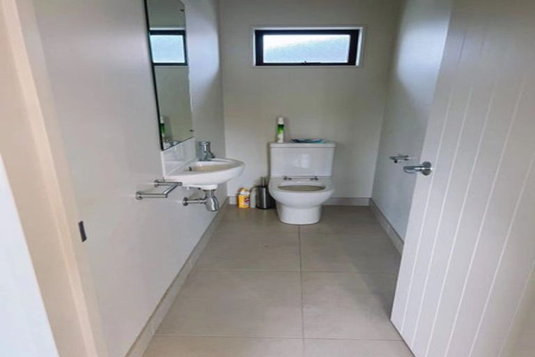 Photo of property in 7 Kuhanui Drive, Karaka, Papakura, 2113