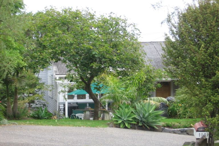 Photo of property in 2/114 Island Bay Road, Beach Haven, Auckland, 0626