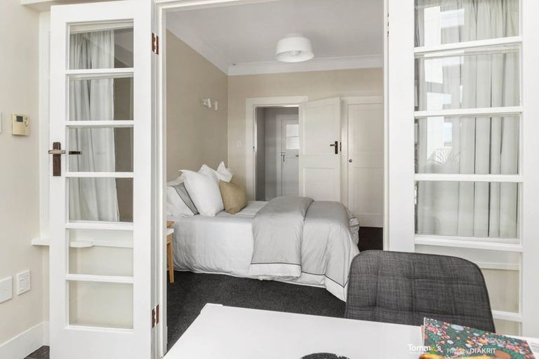 Photo of property in 20d Portland Crescent, Thorndon, Wellington, 6011