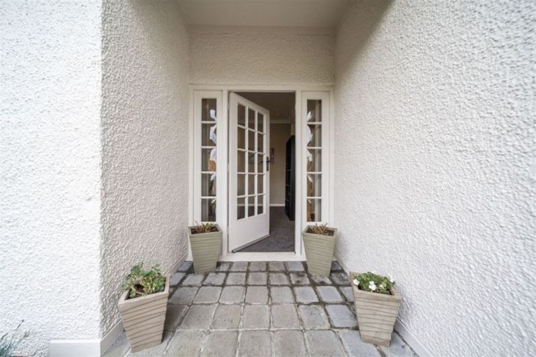 Photo of property in 14 Disraeli Street, Hawera, 4610