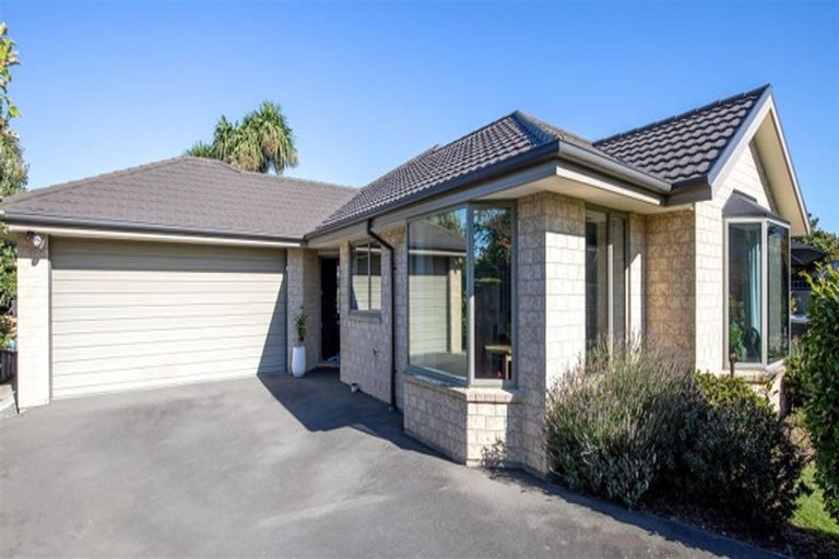 Photo of property in 7 Pollock Place, Rolleston, 7614