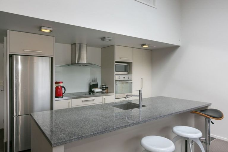 Photo of property in 18/2 Buller Street, New Plymouth, 4310