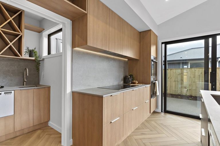 Photo of property in 6 Farley Avenue, Greytown, 5712